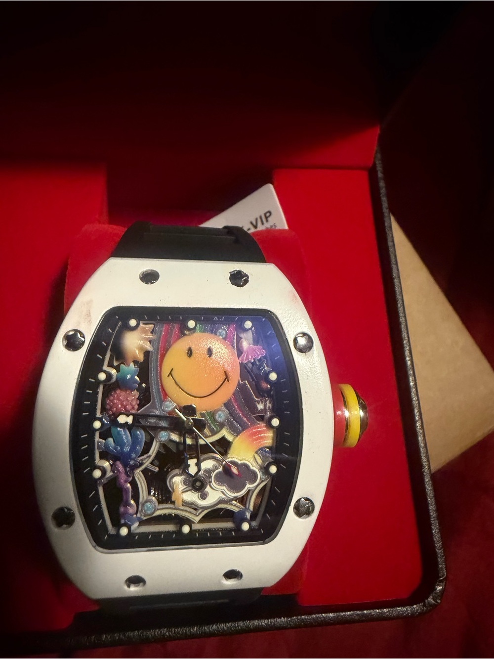 Wristwatch with playful design